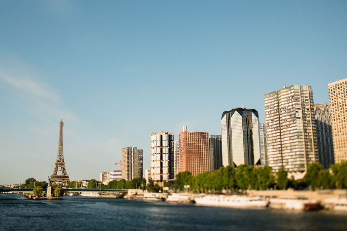 Eiffel tower example image